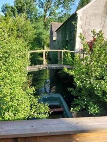 Bed and Breakfast Moulin De Gaubourg Saint-Melaine-sur-Aubance Экстерьер фото